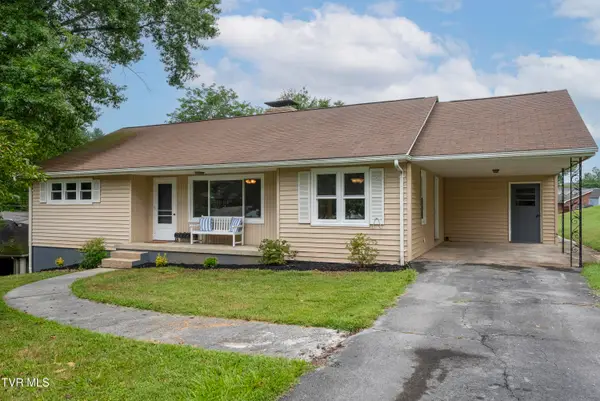 1140 Foxcroft Road, Bristol, VA 24201