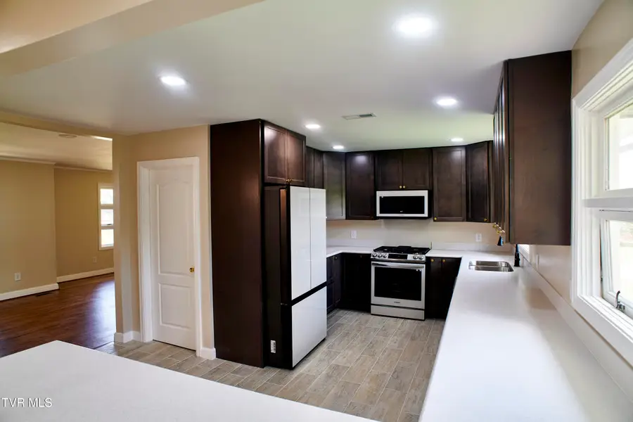 228 Washington Avenue, Newport, TN 37821 - Image #3