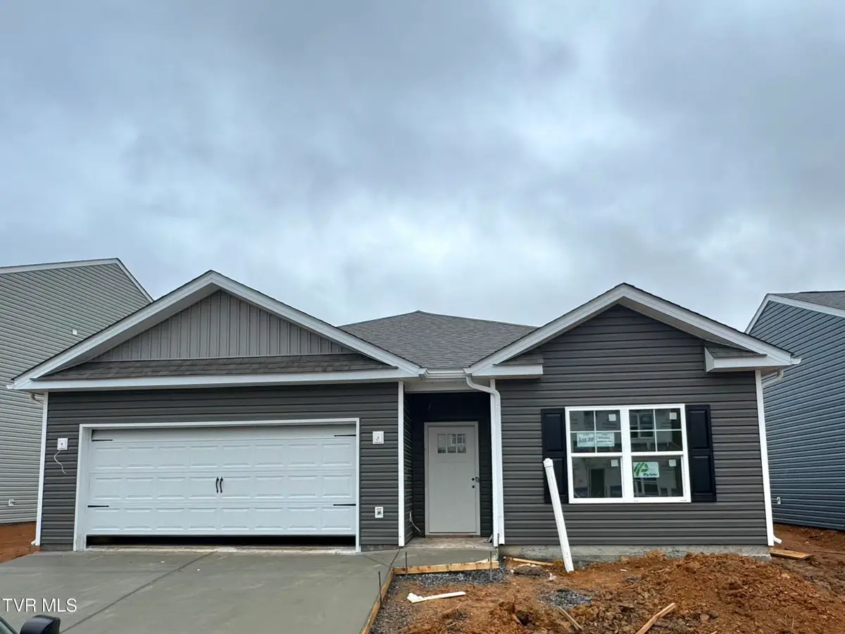 675 Saint Andrews Drive, Kingsport, TN 37664 - Image #1