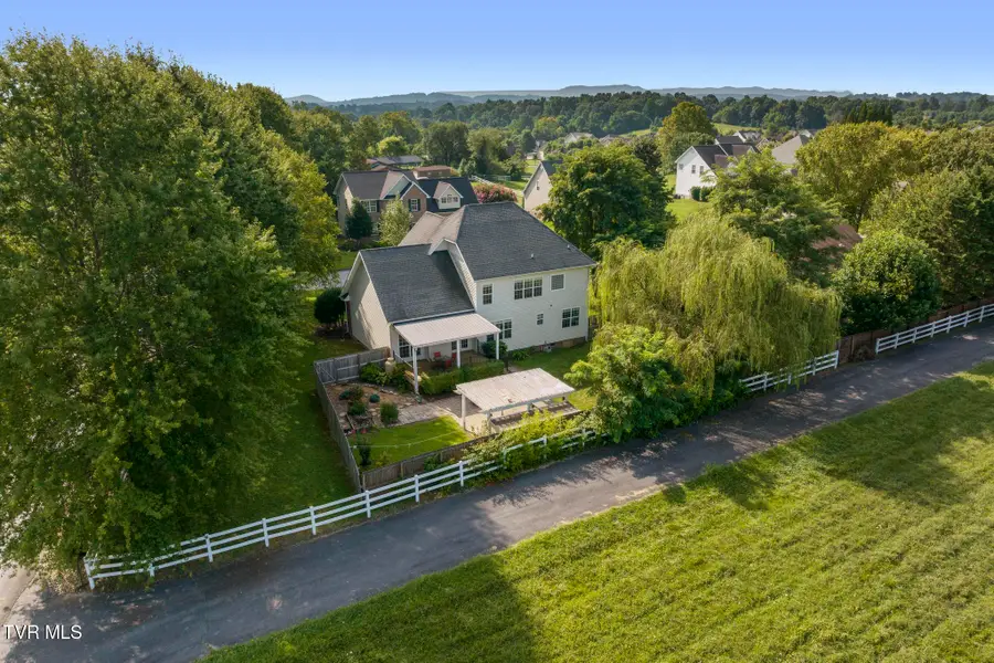 102 Ridgeview Meadows Drive, Gray, TN 37615 - Image #3