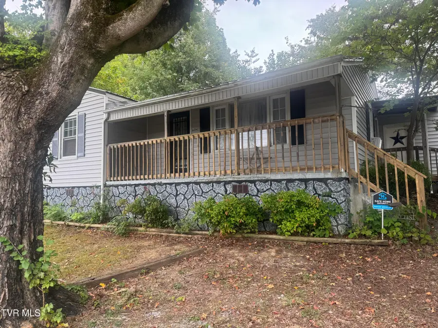 604 Trudy Street, Elizabethton, TN 37643 - Image #2