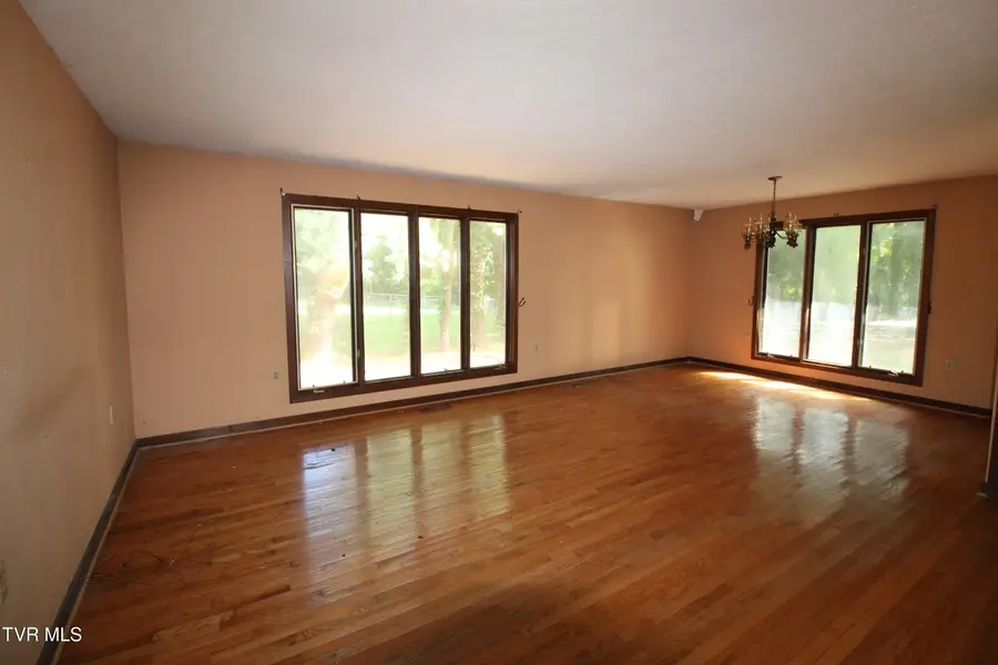 2016 Arlington Drive, Kingsport, TN 37663 - Image #2