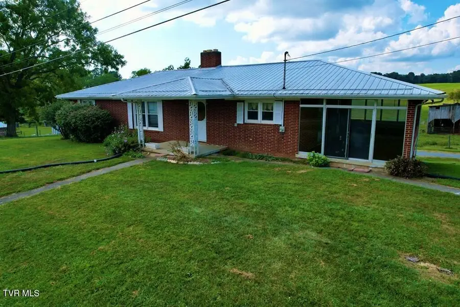 38337 Loves Mill Road, Chilhowie, VA 24319 - Image #2