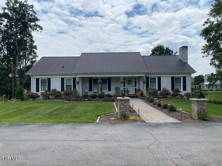 524 Old Stage Road, Chilhowie, VA 24319 - Image #2