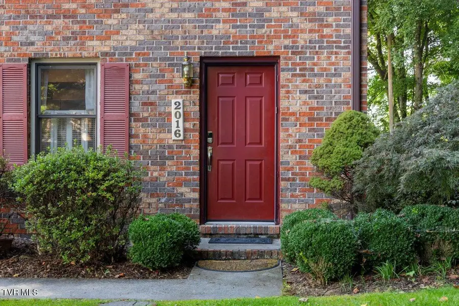 2016 Williamsburg Square #2016, Johnson City, TN 37604 - Image #3