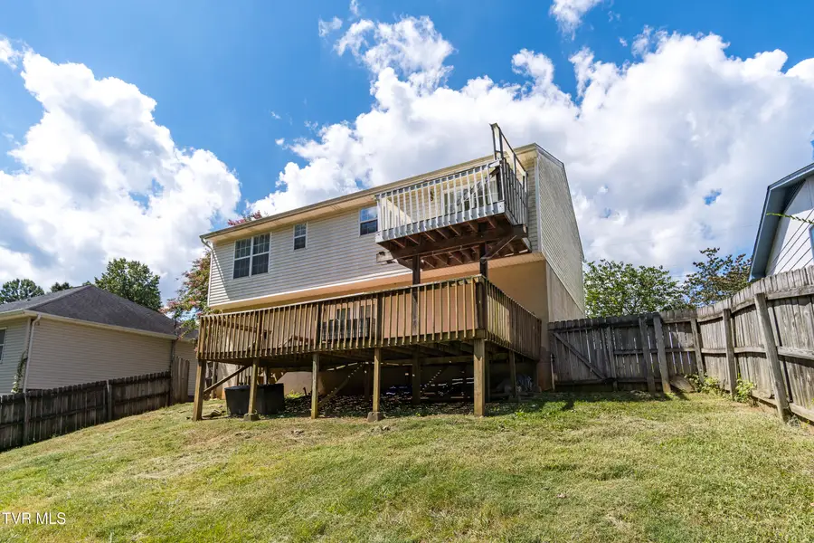 138 Village Lane, Gray, TN 37615 - Image #3