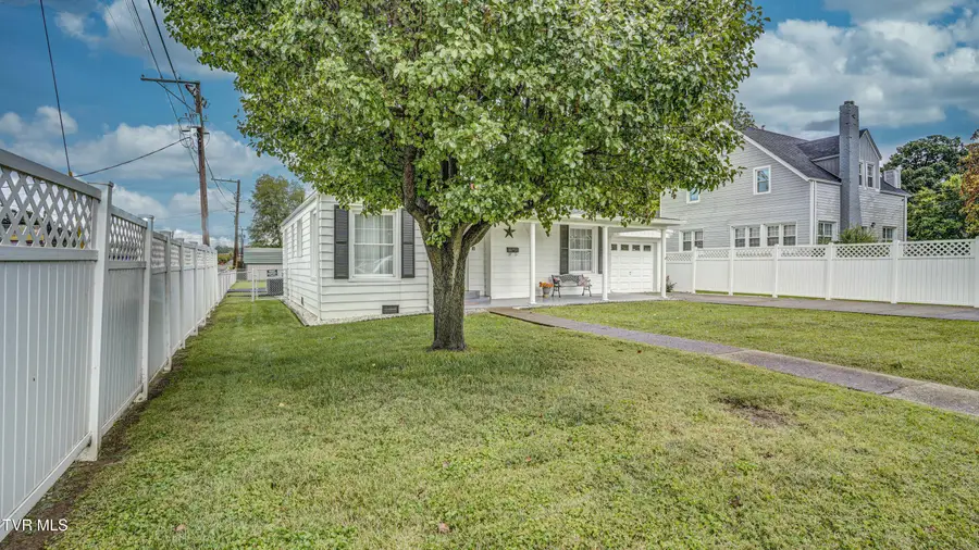 1717 Oakwood Drive, Kingsport, TN 37664 - Image #3