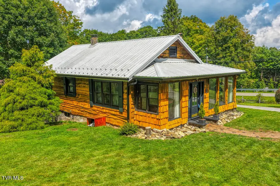 1708 Highway 143, Roan Mountain, TN 37687 - Image #3