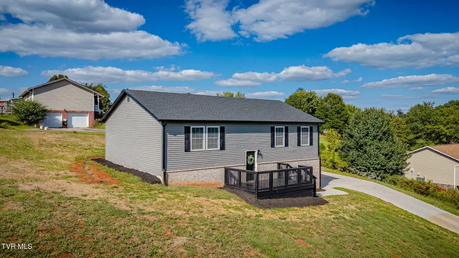 166 Ebenezer Road, Chuckey, TN 37641 - Image #2
