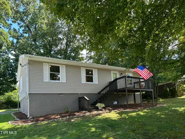 172 Village Lane, Johnson City, TN 37615