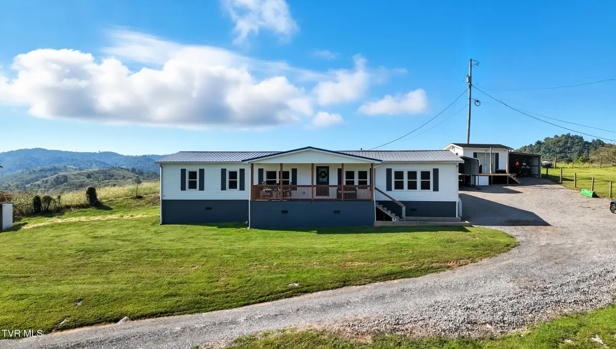 2886 Buffalo Hollow Road, Castlewood, VA 24224 - Image #1