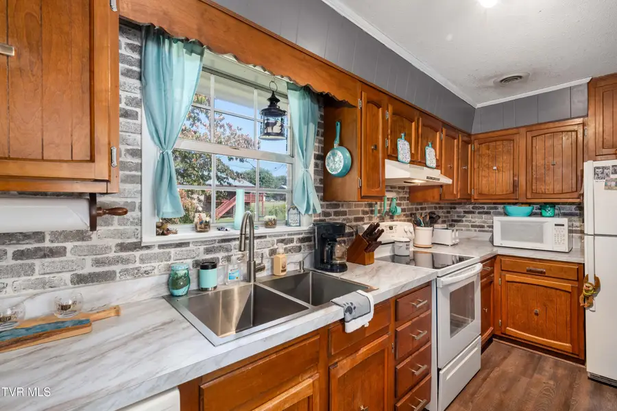 71 Goddard Drive, Greeneville, TN 37745 - Image #3