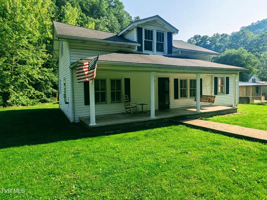 124 Garmon Sutherland Street, Haysi, VA 24256 - Image #2
