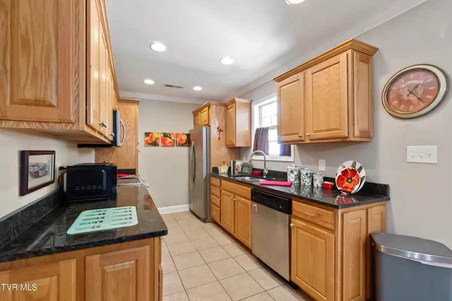 106 Bridgewater Court, Gray, TN 37615 - Image #3