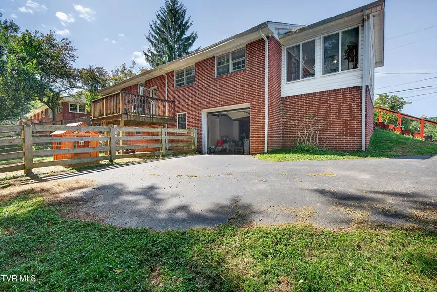 1348 Highland Drive, Marion, VA 24354 - Image #2