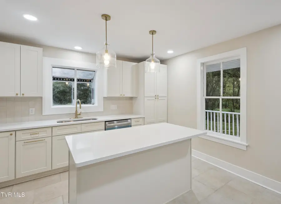 630 Artrip Road, Cleveland, VA 24225 - Image #3