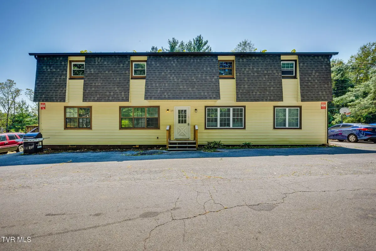 115 Townview Estates Drive, Elizabethton, TN 37643 - Image #1