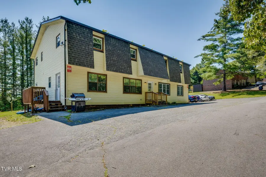 115 Townview Estates Drive, Elizabethton, TN 37643 - Image #2