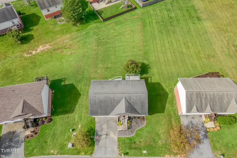 97 Mountain Creek Court, Jonesborough, TN 37659 - Image #2