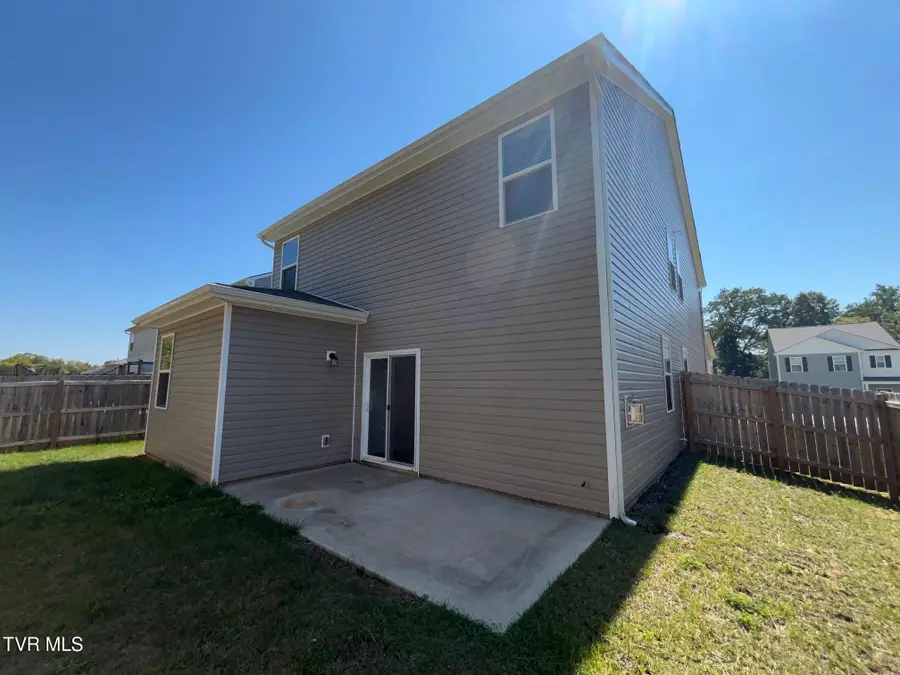 227 Crockett Drive, Church Hill, TN 37642 - Image #2