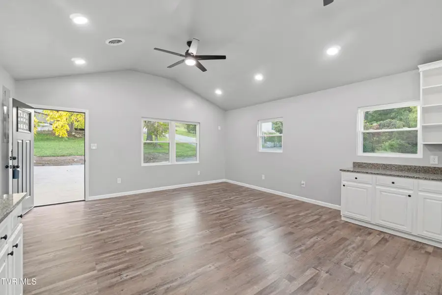 255 Birdwell Circle, Greeneville, TN 37743 - Image #3