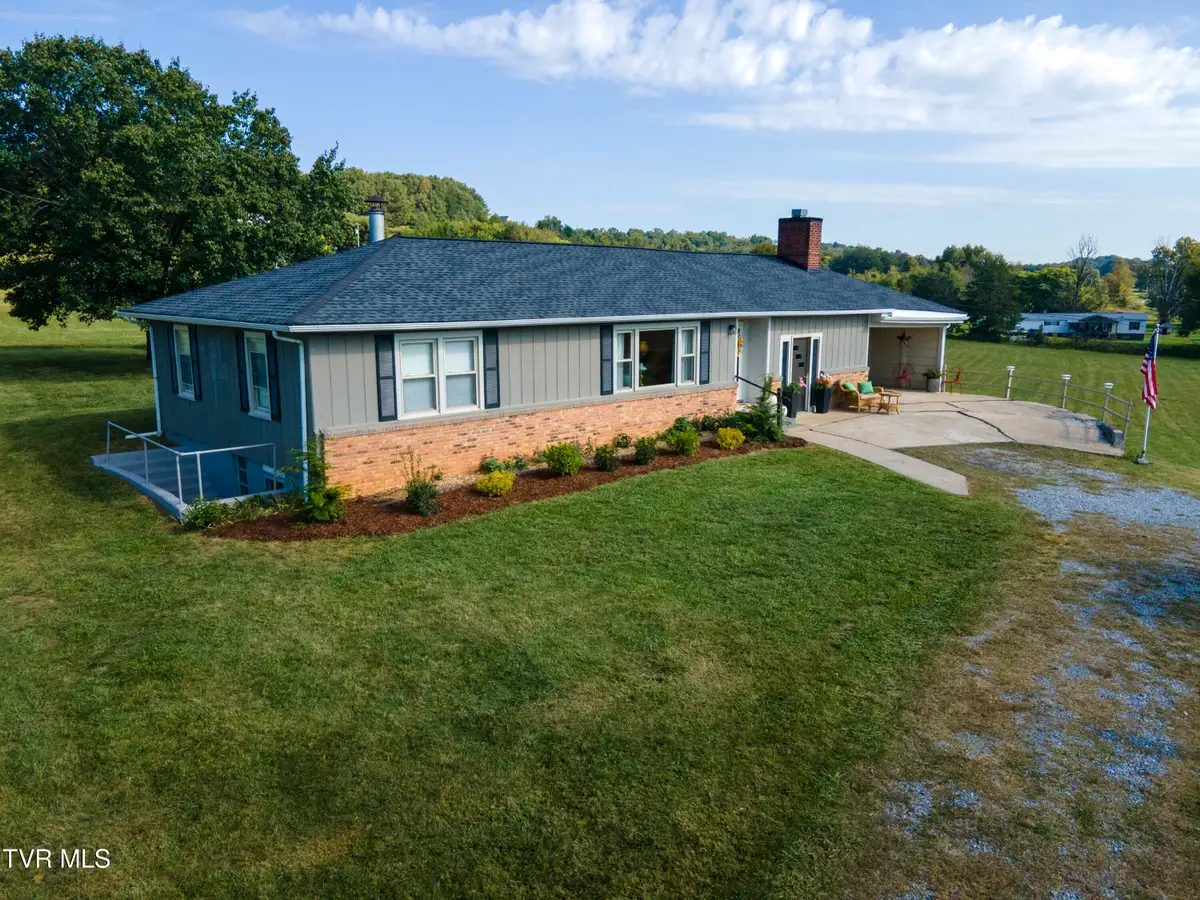 8315 Old Stage Road, Chuckey, TN 37641 - Image #1