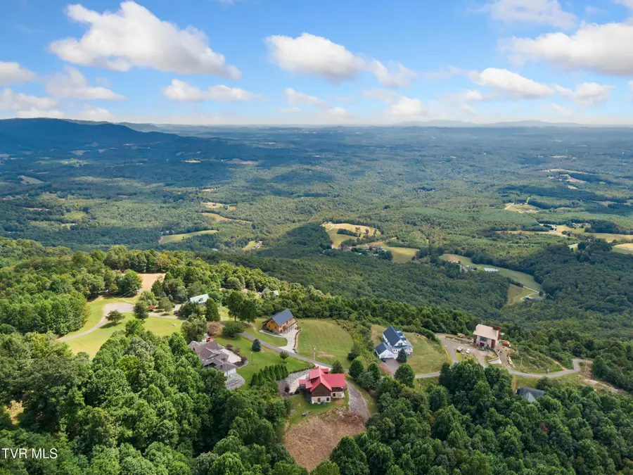 316 Reflections Pt Trail, Fancy Gap, VA 24328 - #2