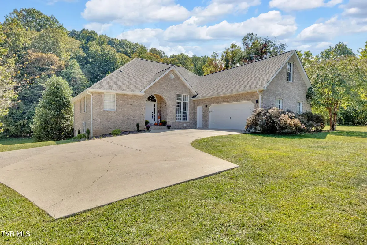 149 Country Club Drive, Unicoi, TN 37692 - #1