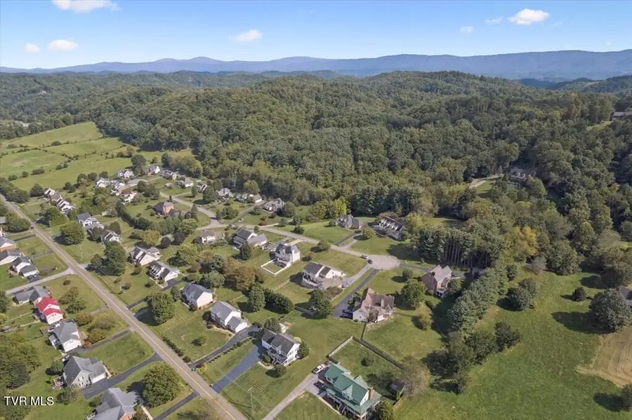 18430 Whites Point Drive, Abingdon, VA 24211 - Image #3