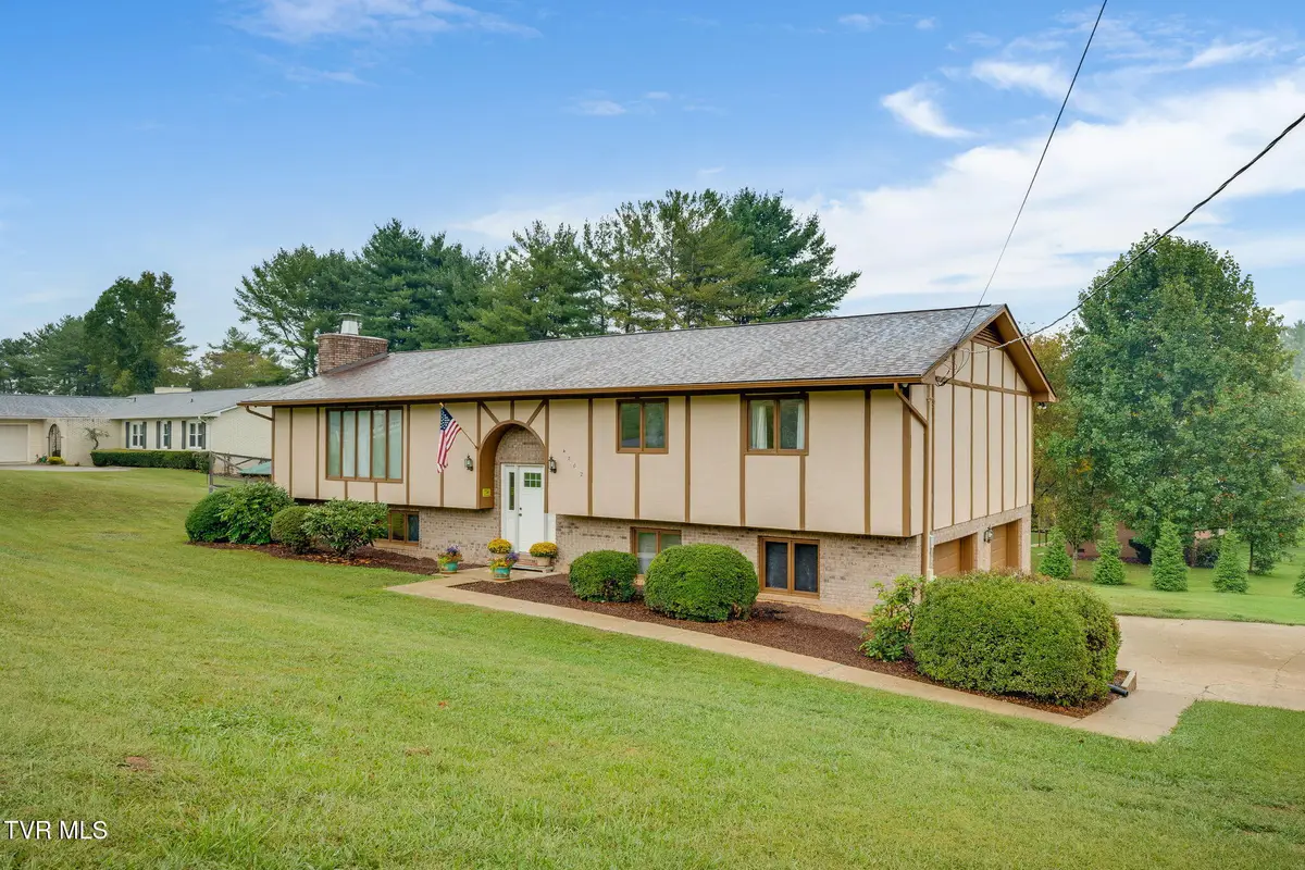 4802 South Wind Drive, Kingsport, TN 37664 - Image #1