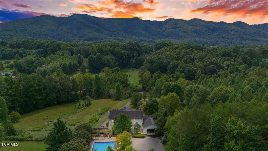 2734 Cherokee Road, Johnson City, TN 37604 - Image #3