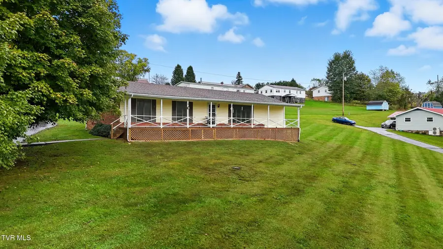 147 Seven Springs Drive, Castlewood, VA 24224 - Image #3