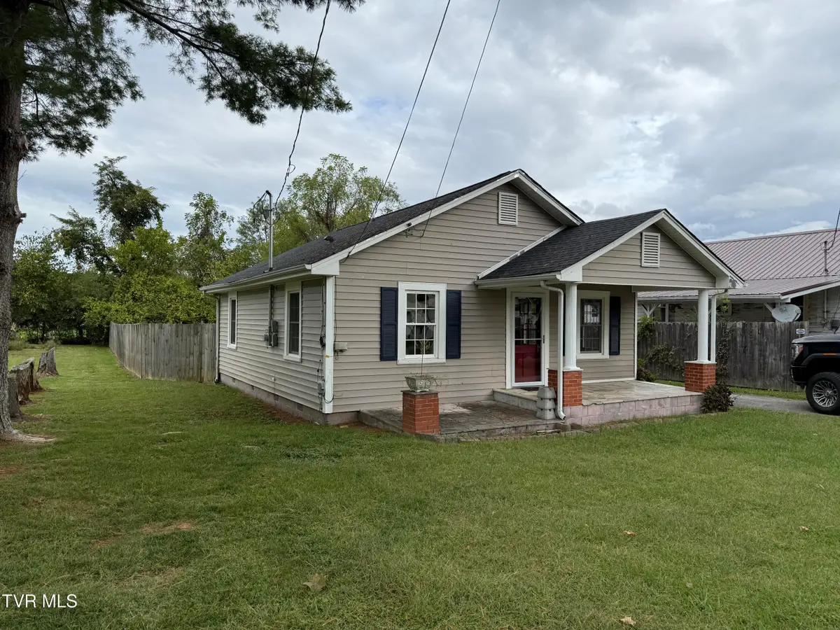136 Ruby Avenue, Elizabethton, TN 37643 - Image #1