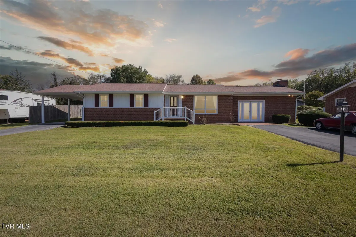 602 Crowell Lane, Johnson City, TN 37601 - #1