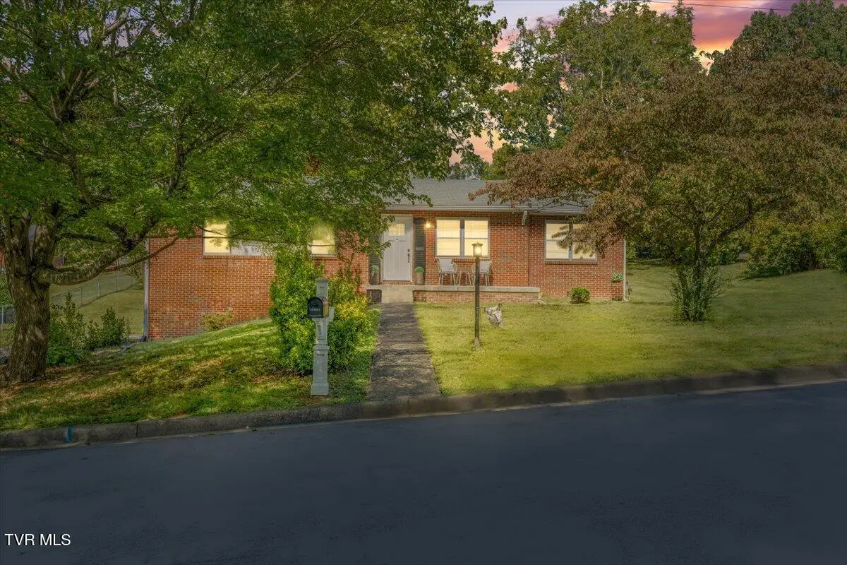 300 Peach Blossom Court, Johnson City, TN 37604 - Image #1