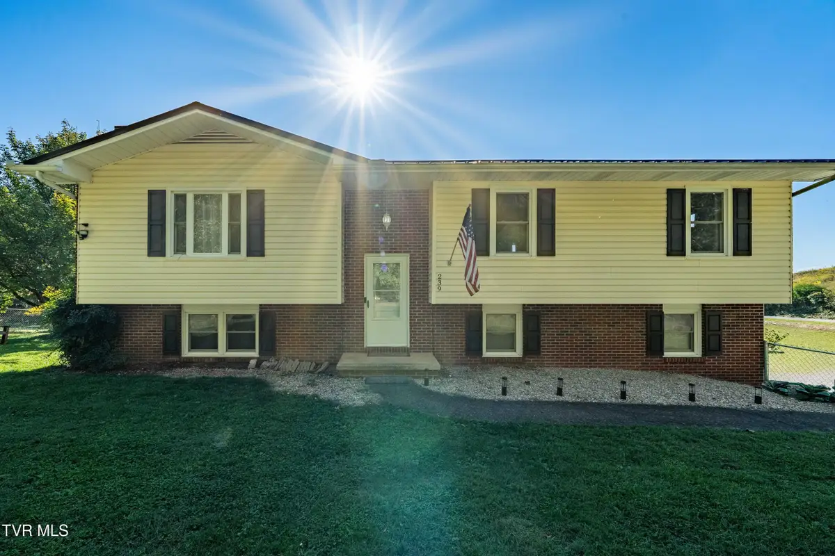 239 Cherokee Mountain Road, Jonesborough, TN 37659 - Image #1