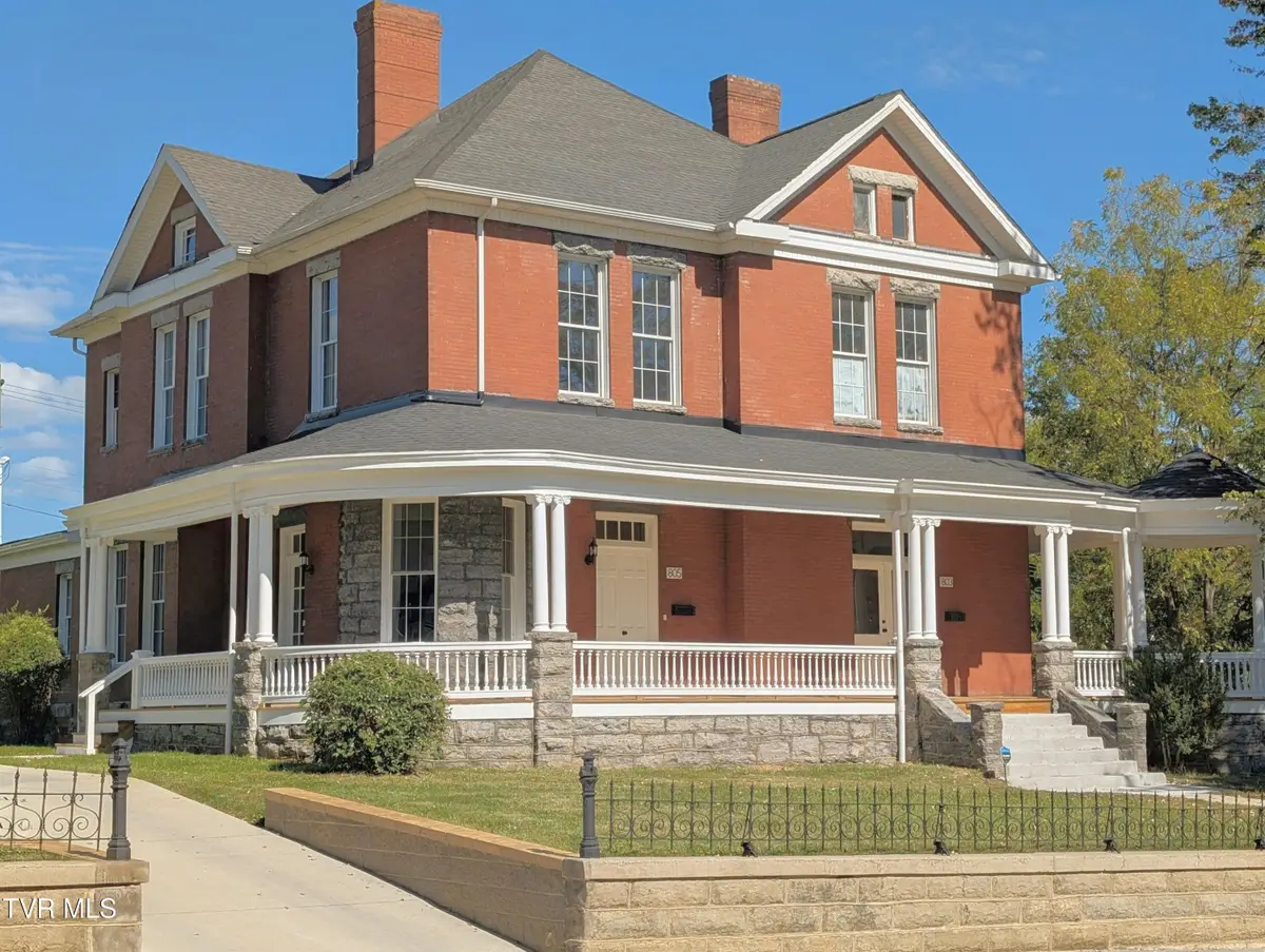 805 Highland Ave Avenue, Bristol, VA 24201 - Image #1