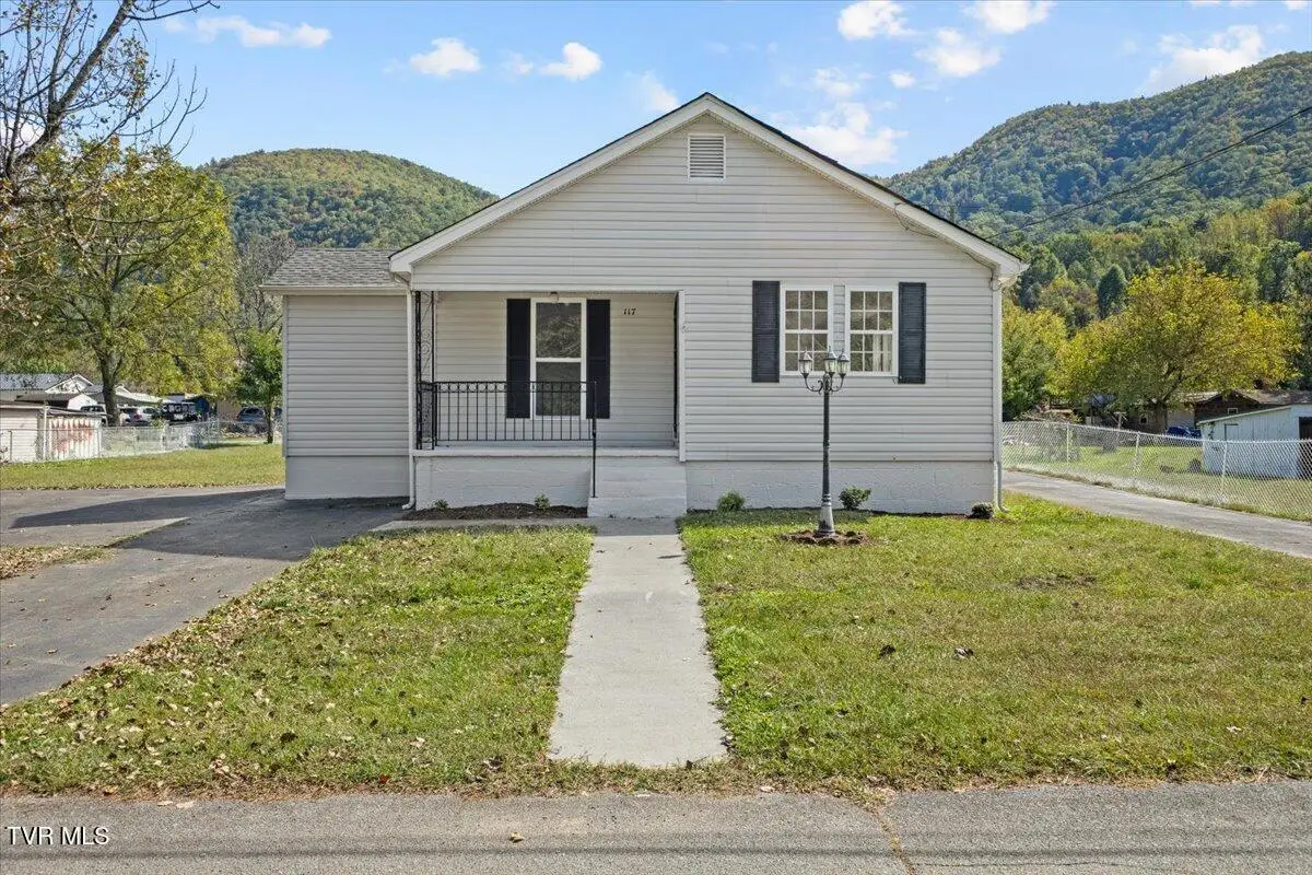 117 Cates Corner, Hampton, TN 37658 - Image #1