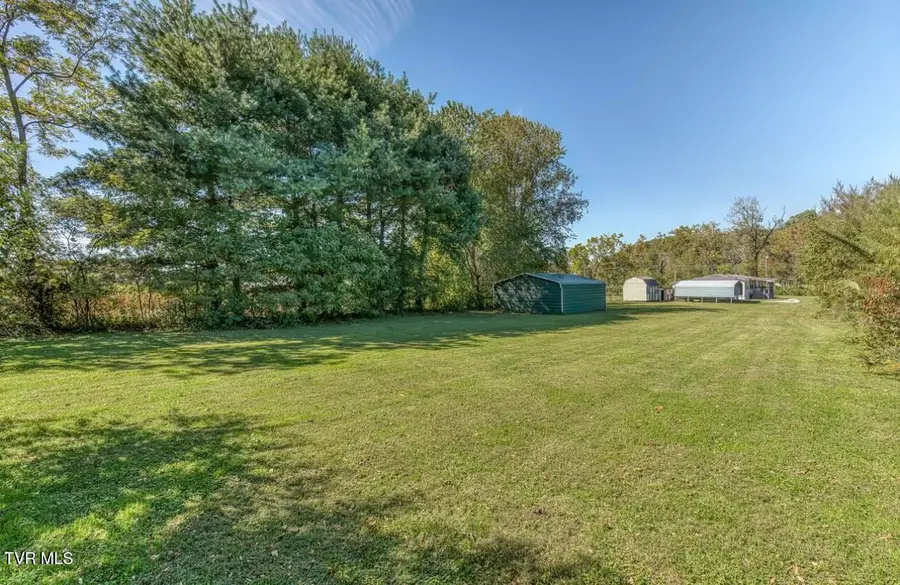 372 Wilbur Dam Road, Elizabethton, TN 37643 - Image #3