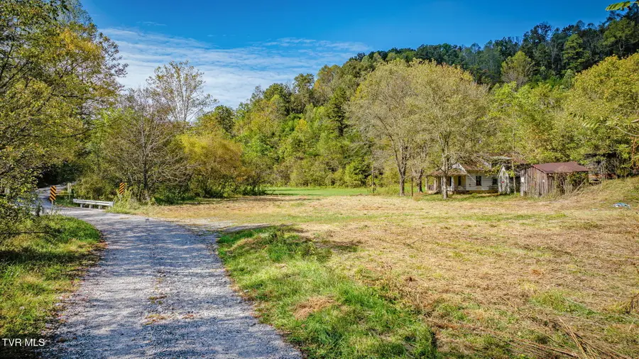 413 Willow Branch Road, Bristol, VA 24201 - Image #3