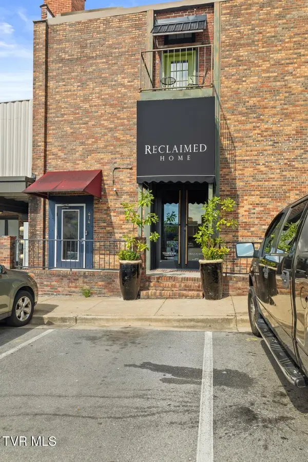 414 South Roan Street #202, Johnson City, TN 37601