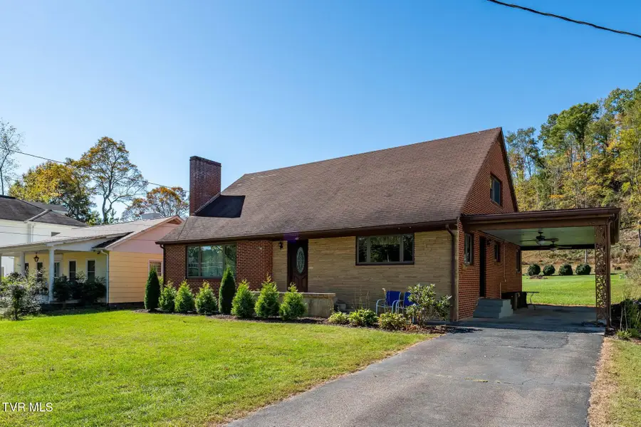 401 North Church Street, Mountain City, TN 37683 - Image #3