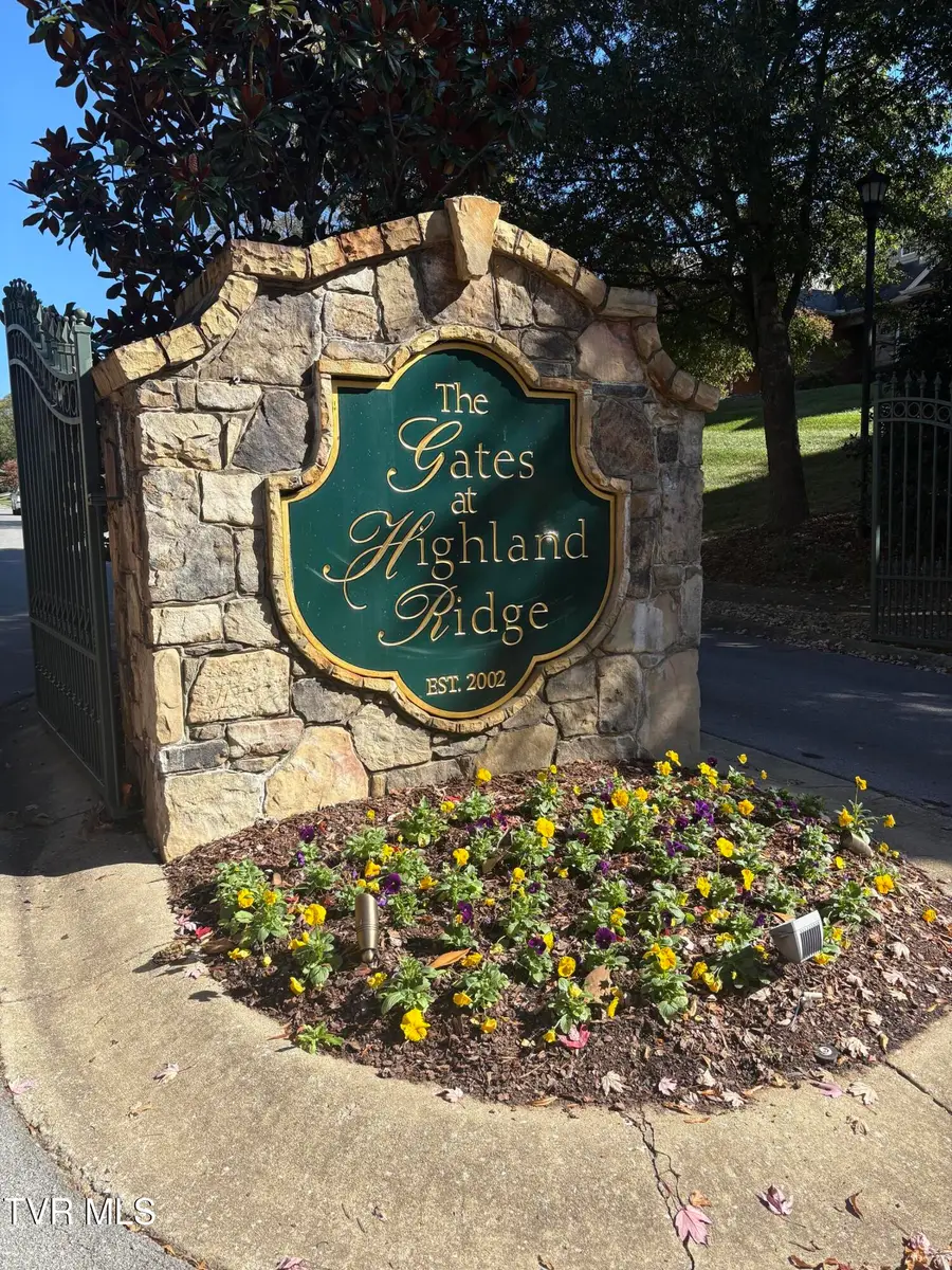 106 Highland Gate Drive, Johnson City, TN 37615 - Image #2