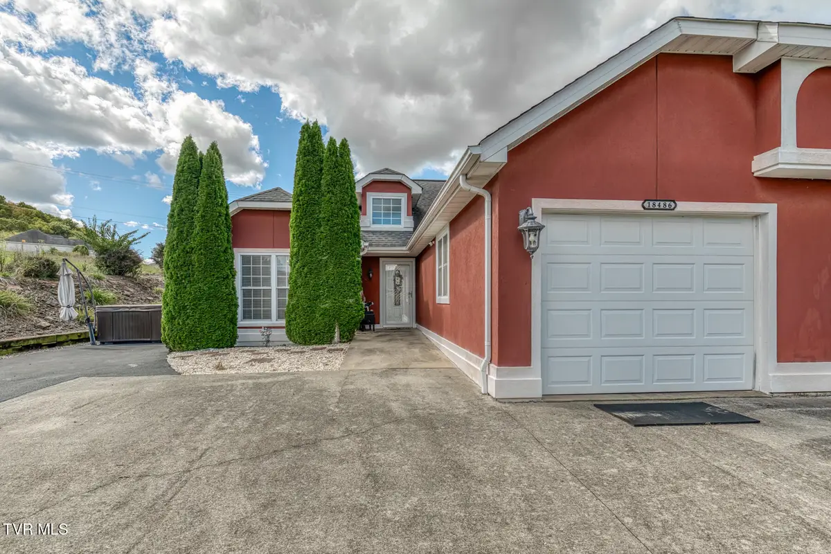 18486 Spoon Gap Road, Abingdon, VA 24211 - Image #1