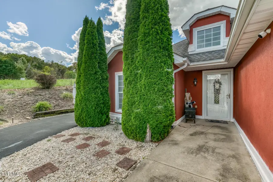 18486 Spoon Gap Road, Abingdon, VA 24211 - Image #2