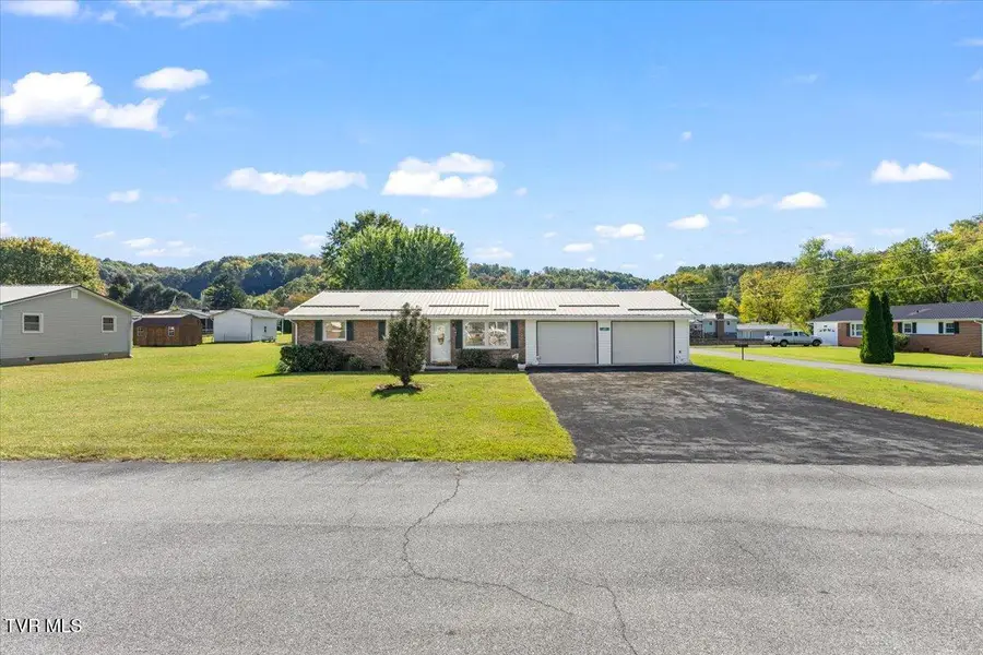 131 Eldridge Drive, Elizabethton, TN 37643 - Image #2