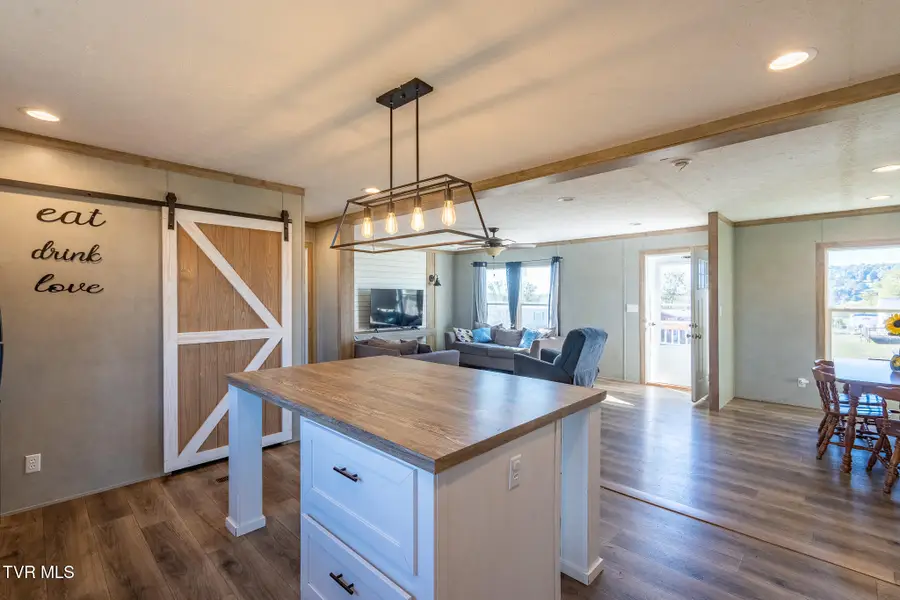 395 Ebenezer Loop, Chuckey, TN 37641 - Image #3