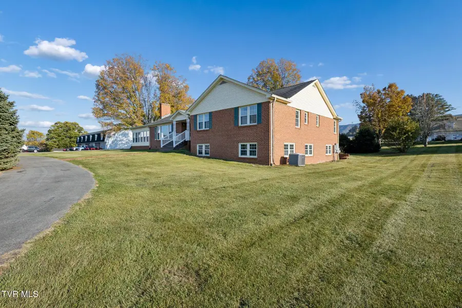 21 Dodge Street, Lebanon, VA 24266 - Image #2