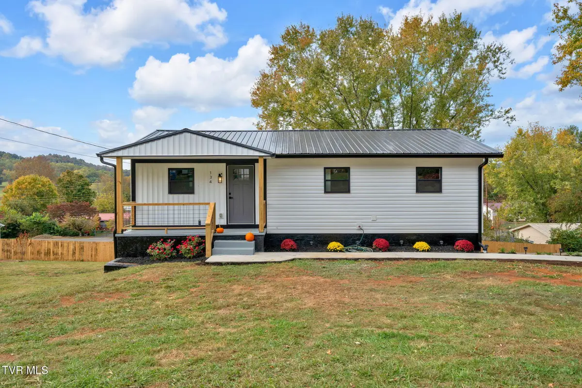 134 Pinnacle Drive, Elizabethton, TN 37643 - Image #1