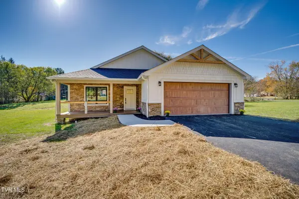 389 Hampton Street, Mountain City, TN 37683